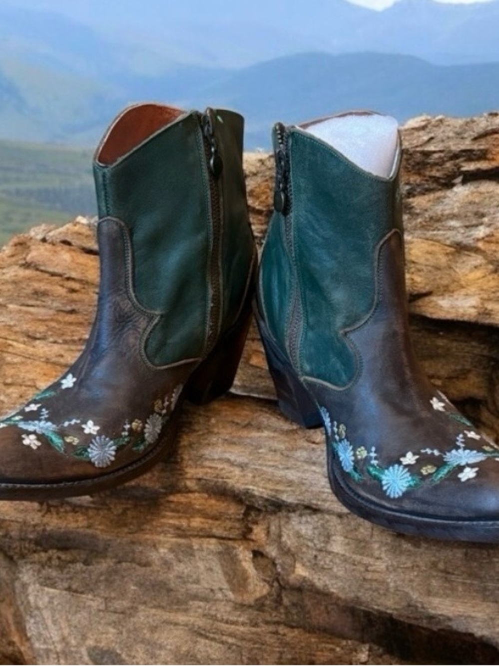 Dan Post Meadow Minstrel Embroidered Leather Boots Women's Size 10 NWT